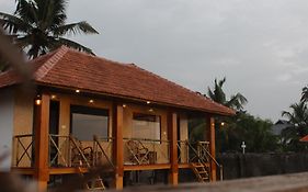 Marari Sunset Beach Villa